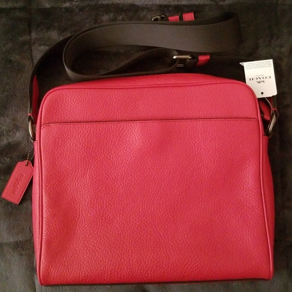 NWT! Metropolitan Slim Messenger Bag - Picture 2 of 5
